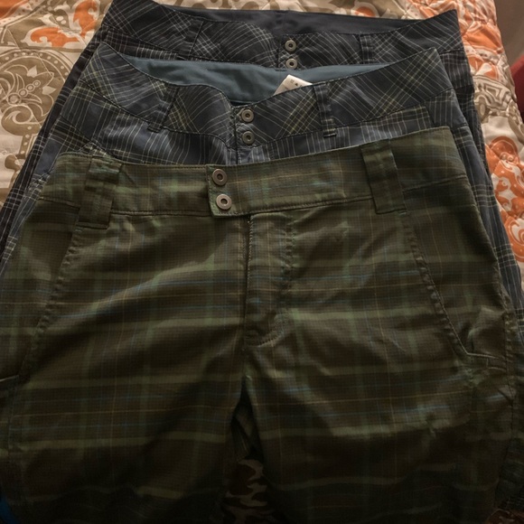 Columbia women’s sports shorts - Picture 1 of 4